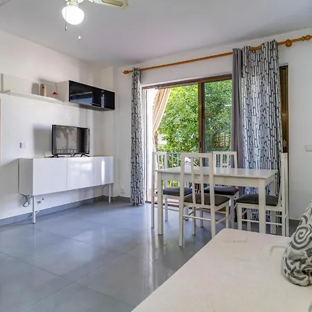 Apartment In With Kitchen
